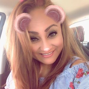 Meet your Posher, Idalia